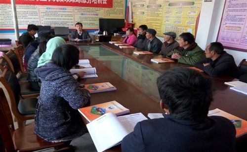 韩店镇举办2016年新型职业农民后续跟踪服务及技术指导培训班